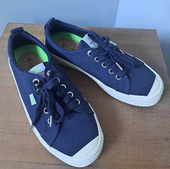 Cariuma Navy Blue Low Top Canvas Sneakers - Picture 2 of 10